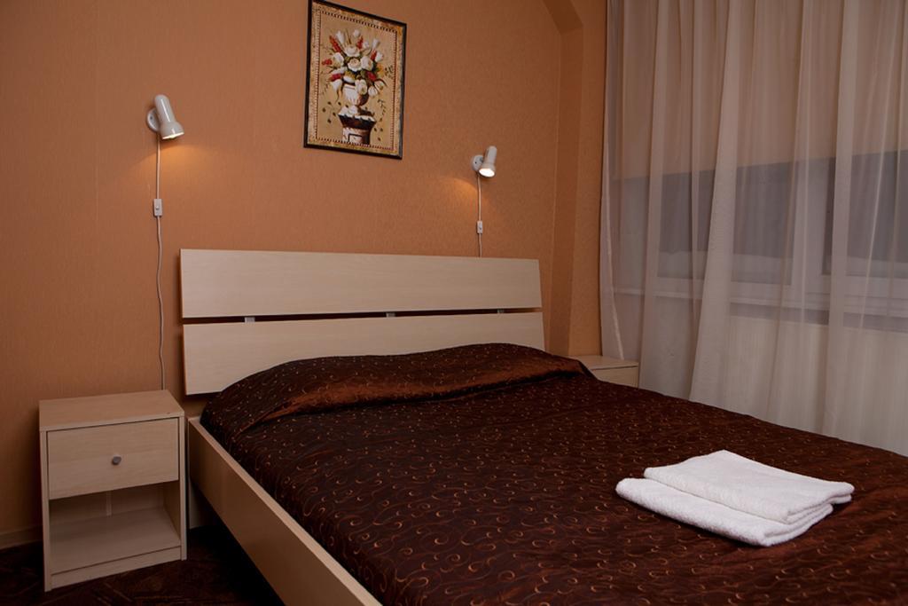 Eurohotel Maardu Szoba fotó